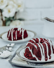 Load image into Gallery viewer, Red Velvet Rum Cake